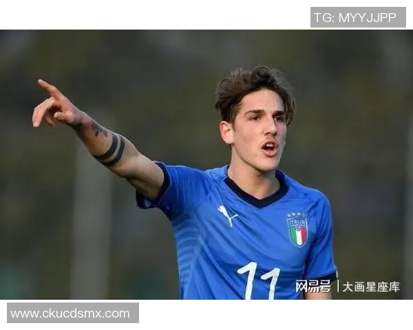 揭开足球明星的神秘面纱探索他们的真实身份与成就