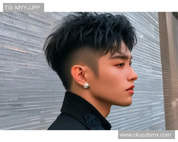 足球明星独特发型大赏展现个性魅力与时尚风采