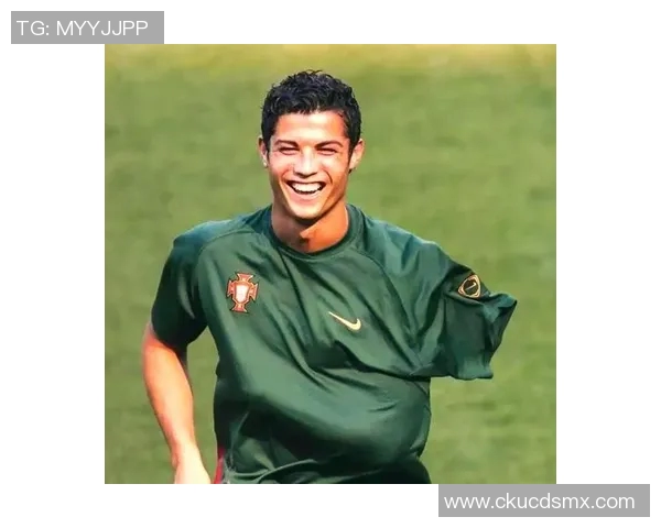 黑一点足球明星背后的故事与成就揭示了他们的奋斗与荣耀